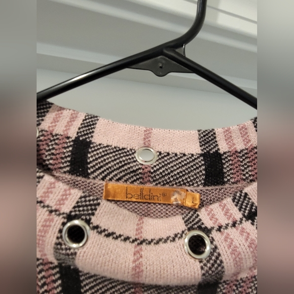 Sweater - Picture 4 of 5